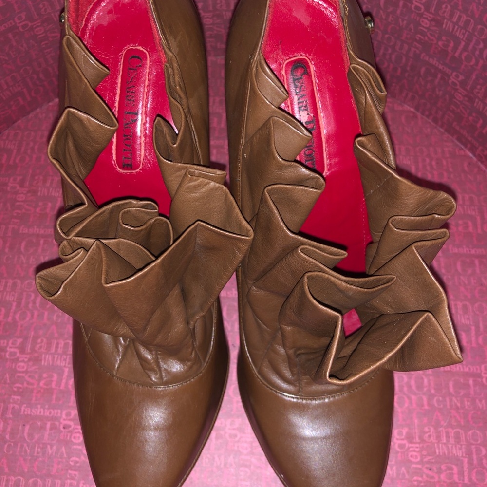New, never worn Cesare Paciotti boots
